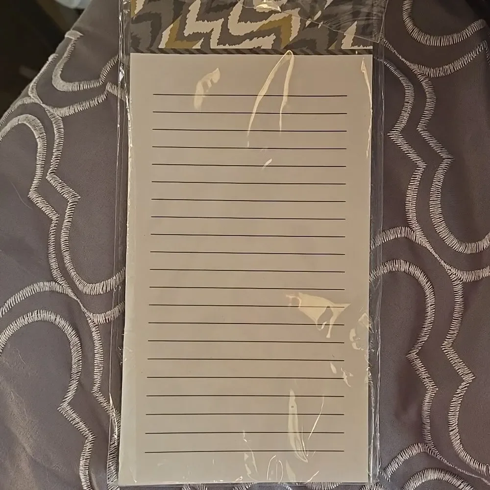 $4 thank you items, lowest it'll let me go. Add or bid on in shows, THANK U ♡♡